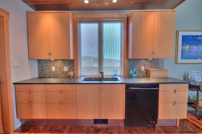 Comox, BC - Grey Soapstone (oiled)